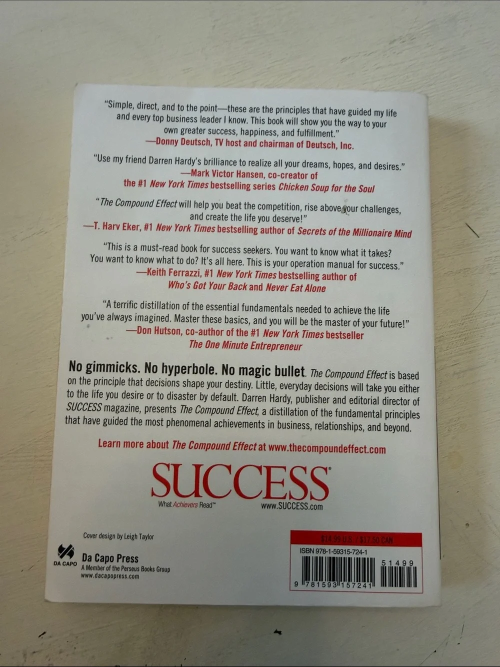 The Compound Effect by Darren Hardy - paperback